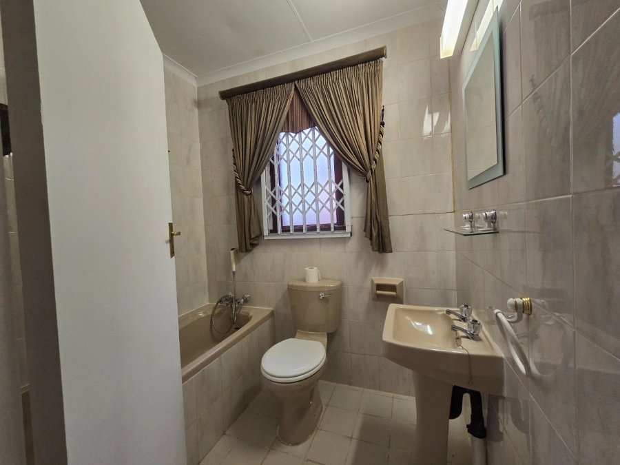 3 Bedroom Property for Sale in Pentagon Park Free State